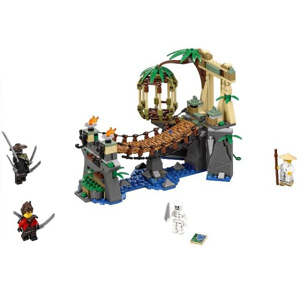 Lego Ninjago 70608 битва Гармадона и Мастера Ву