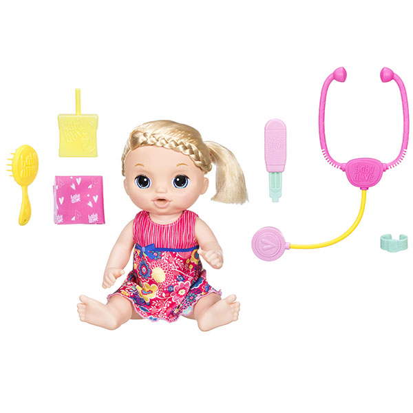 Кукла Малышка у врача